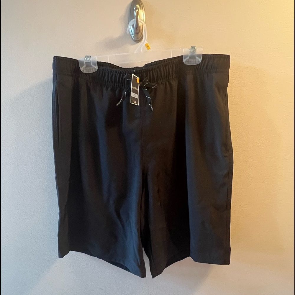SHORTS ~ Black ~ Men’s ~ Multiple Sizes ~ New